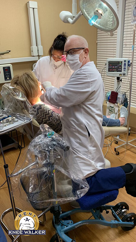 Knee Walker Photo Contest Spring 2023